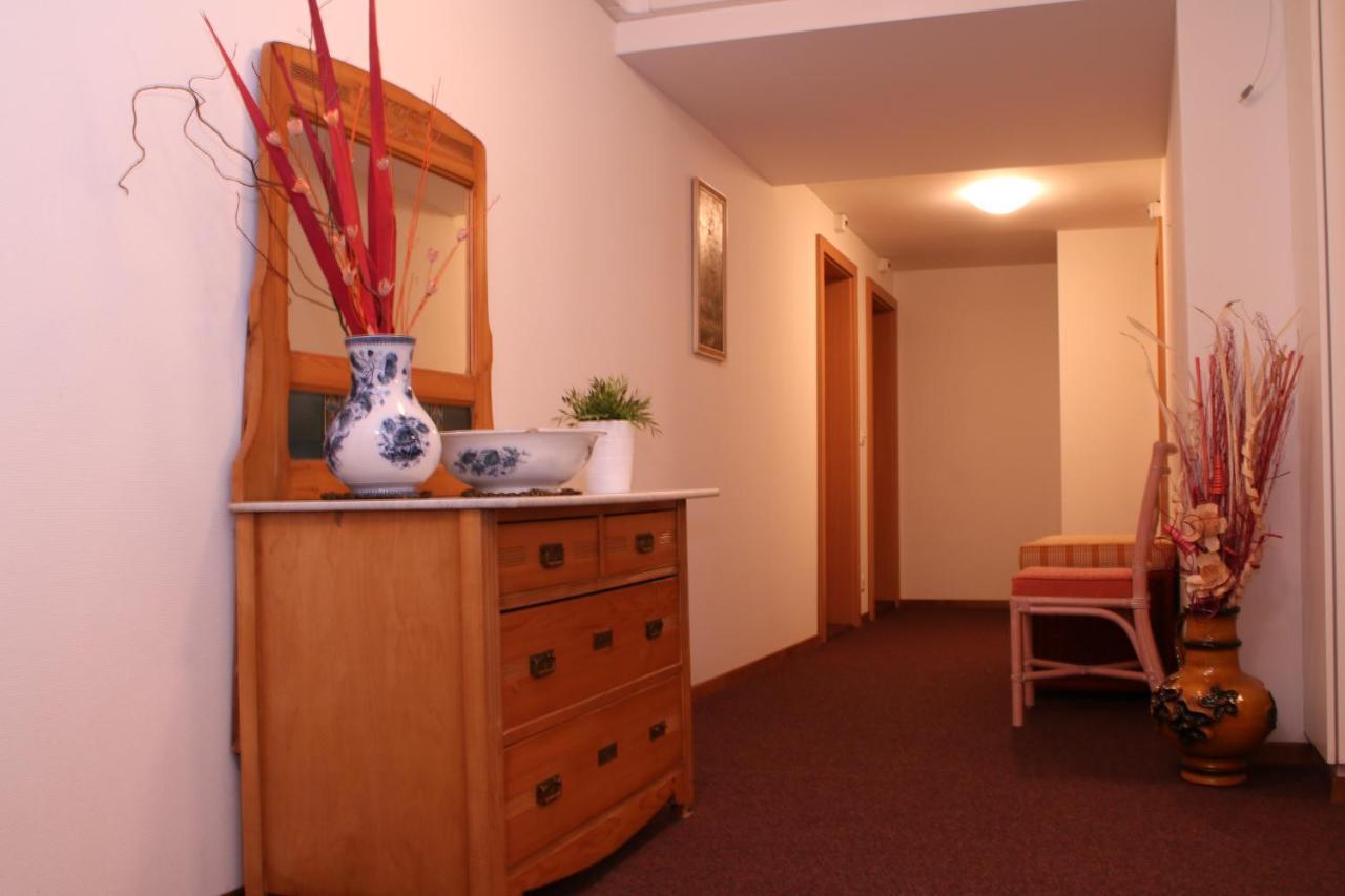 Hotel Adler Schupfheim Esterno foto