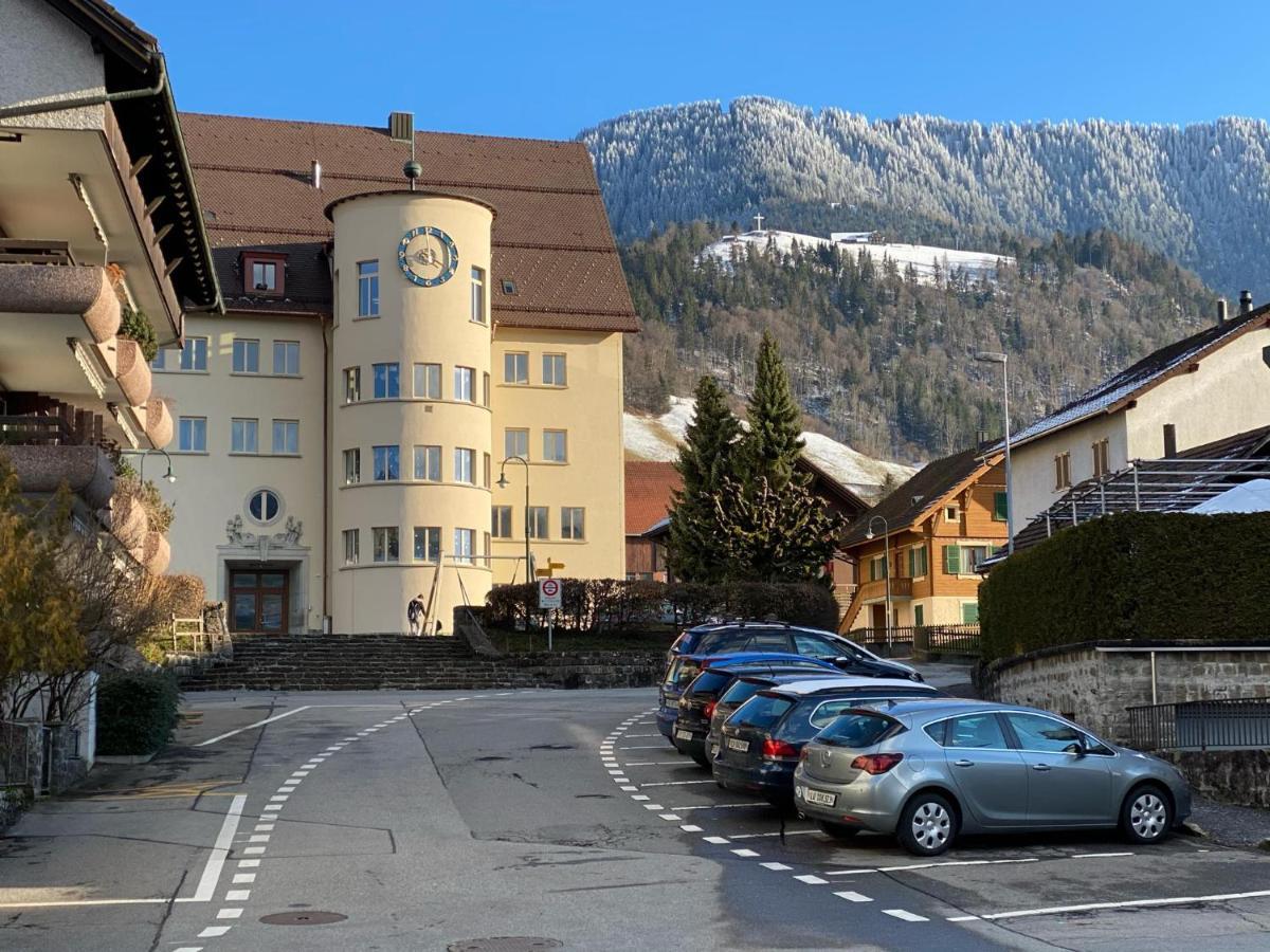 Hotel Adler Schupfheim Esterno foto